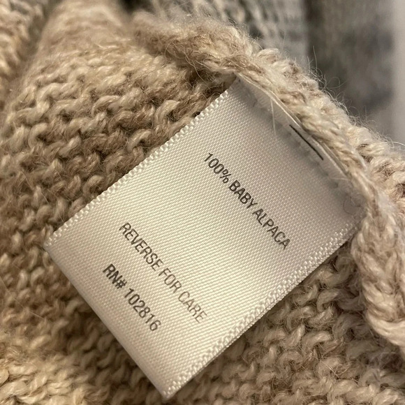 Garnett Hill 100% Baby Alpaca Knit Cardigan Sweater - Picture 6 of 10